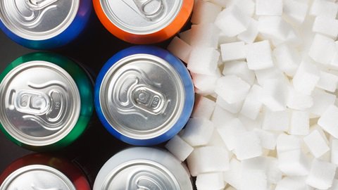 Toma essa: os bilhões que damos todos os anos à indústria de refrigerantes