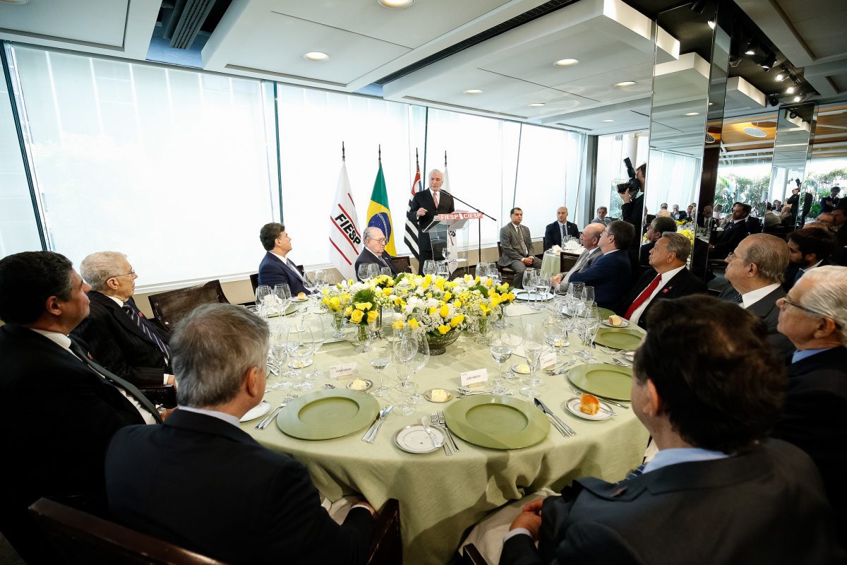 Temer, o valor do silêncio e o clamor da indústria de alimentos por intervenção