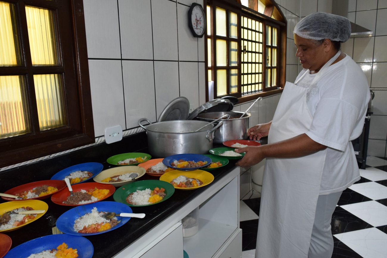 Prefeitura de São Paulo distorce números sobre orgânicos na alimentação escolar