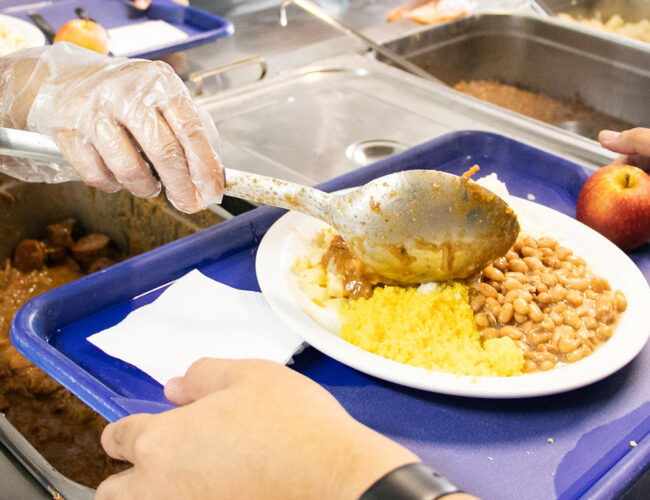 Restaurantes universitários combatem a fome e a evasão de estudantes, mas falta política de segurança alimentar no ensino superior